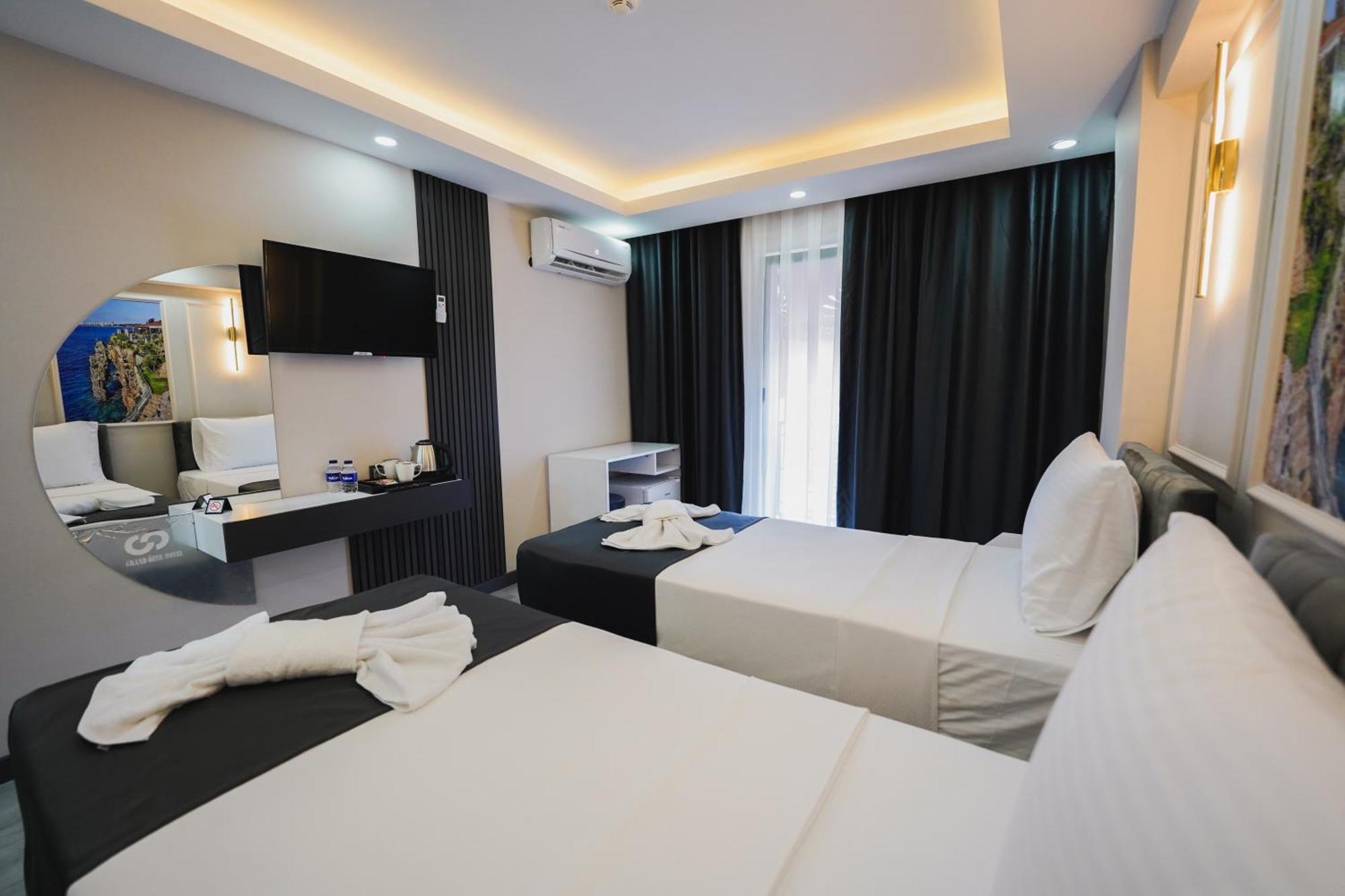 Grand Oezer Hotel اسطنبول المظهر الخارجي الصورة