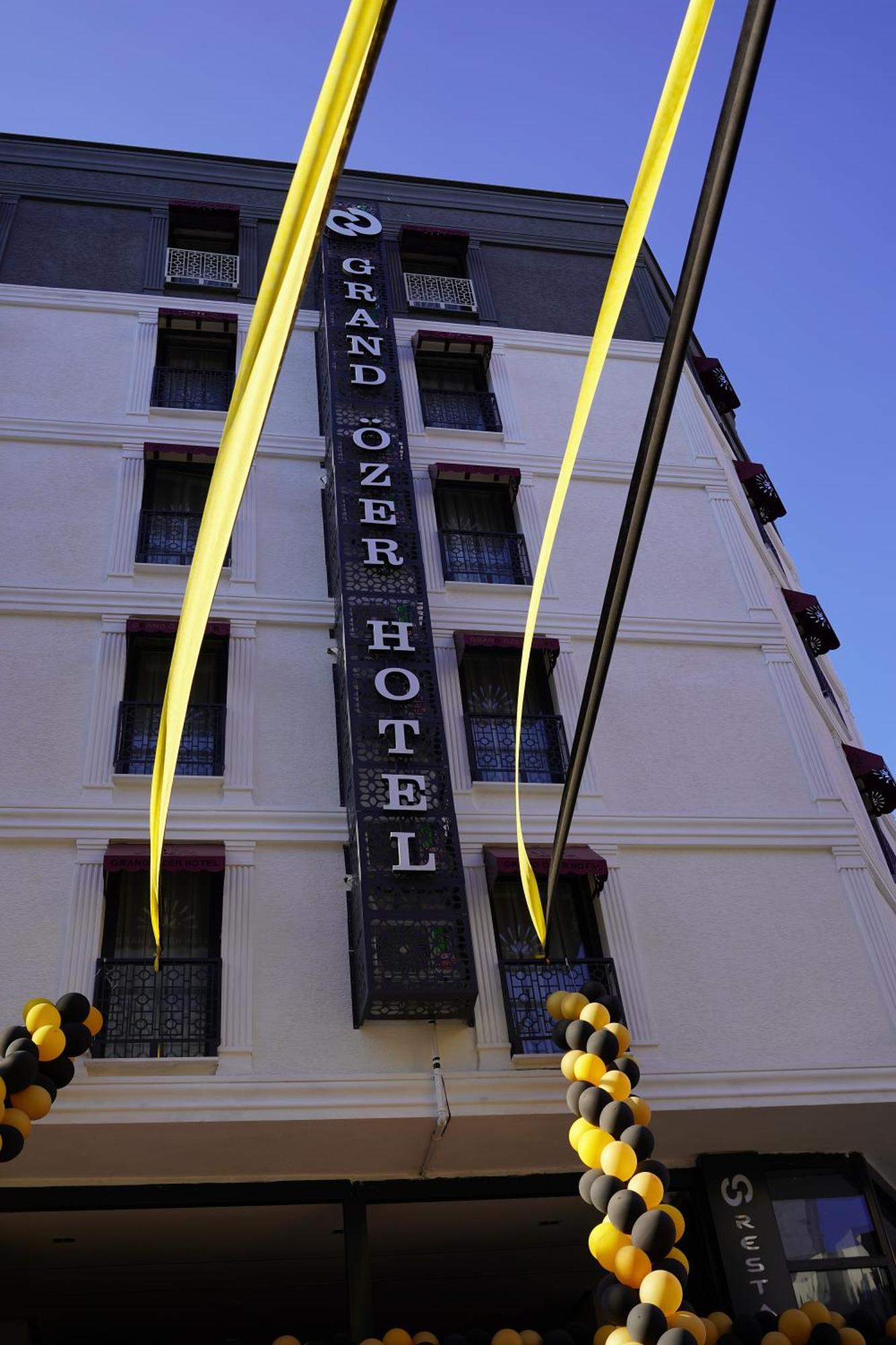 Grand Oezer Hotel اسطنبول المظهر الخارجي الصورة